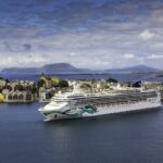 A Deep Dive into Norwegian Pearl Reviews
